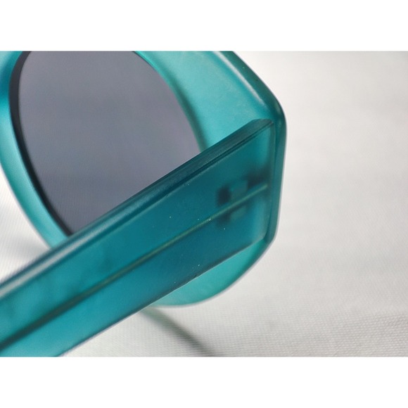 Vintage Diane Von Furstenberg Color Authority Teal Round Sunglasses 51/22/140 main image 5
